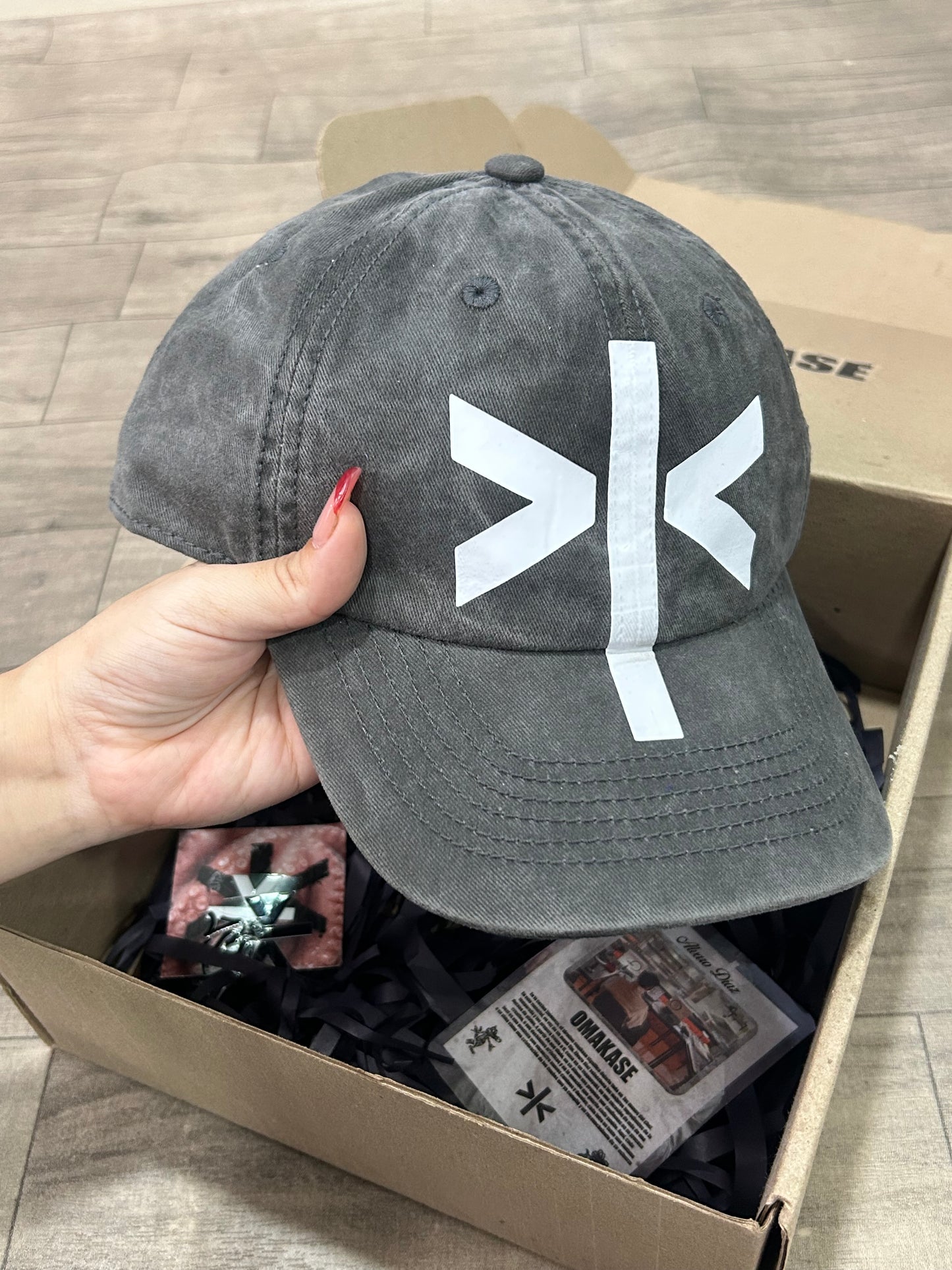 GORRA OMAKASE >|< ALVARO DIAZ