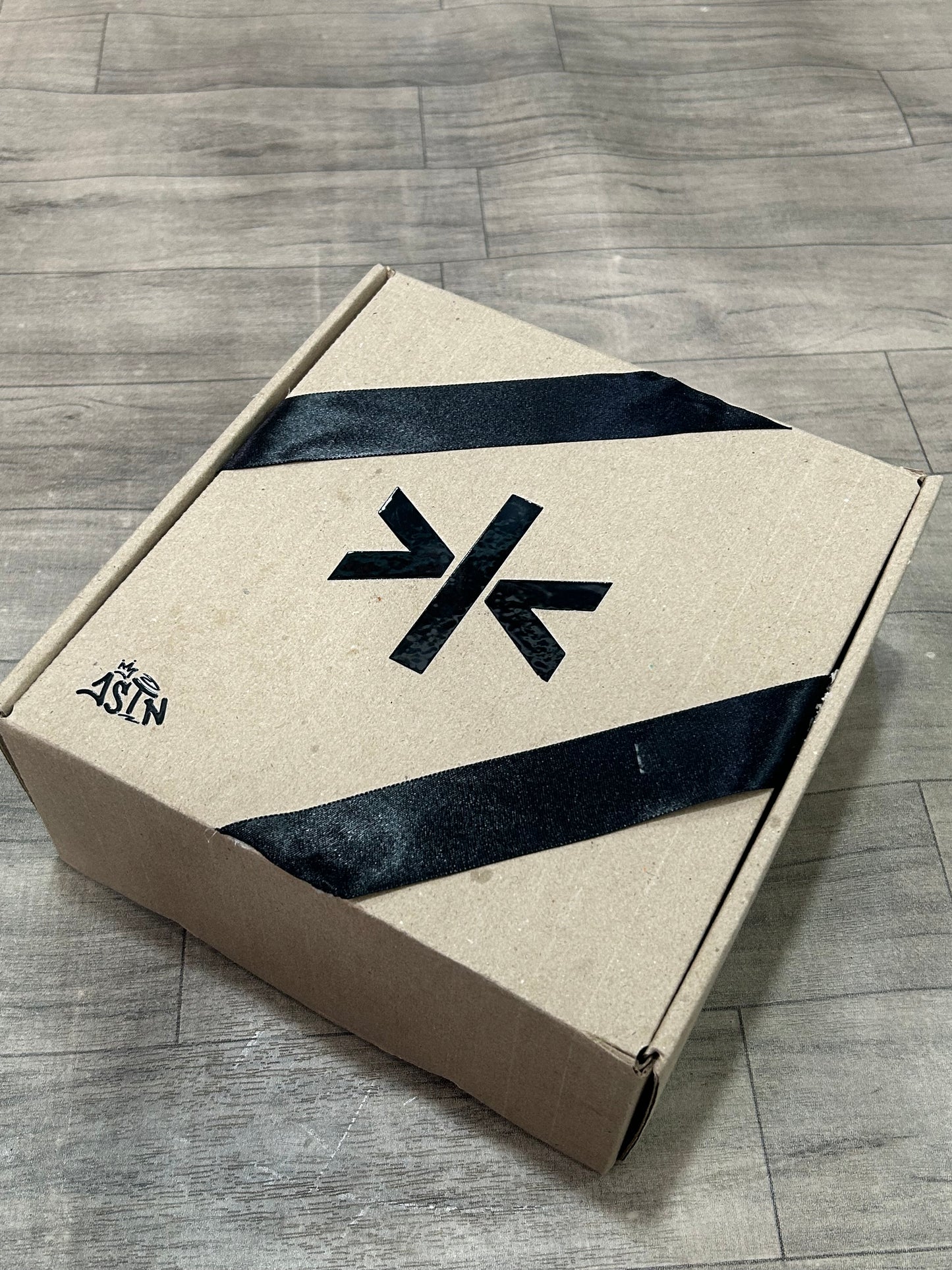 BOX OMAKASE >|< ALVARO DIAZ